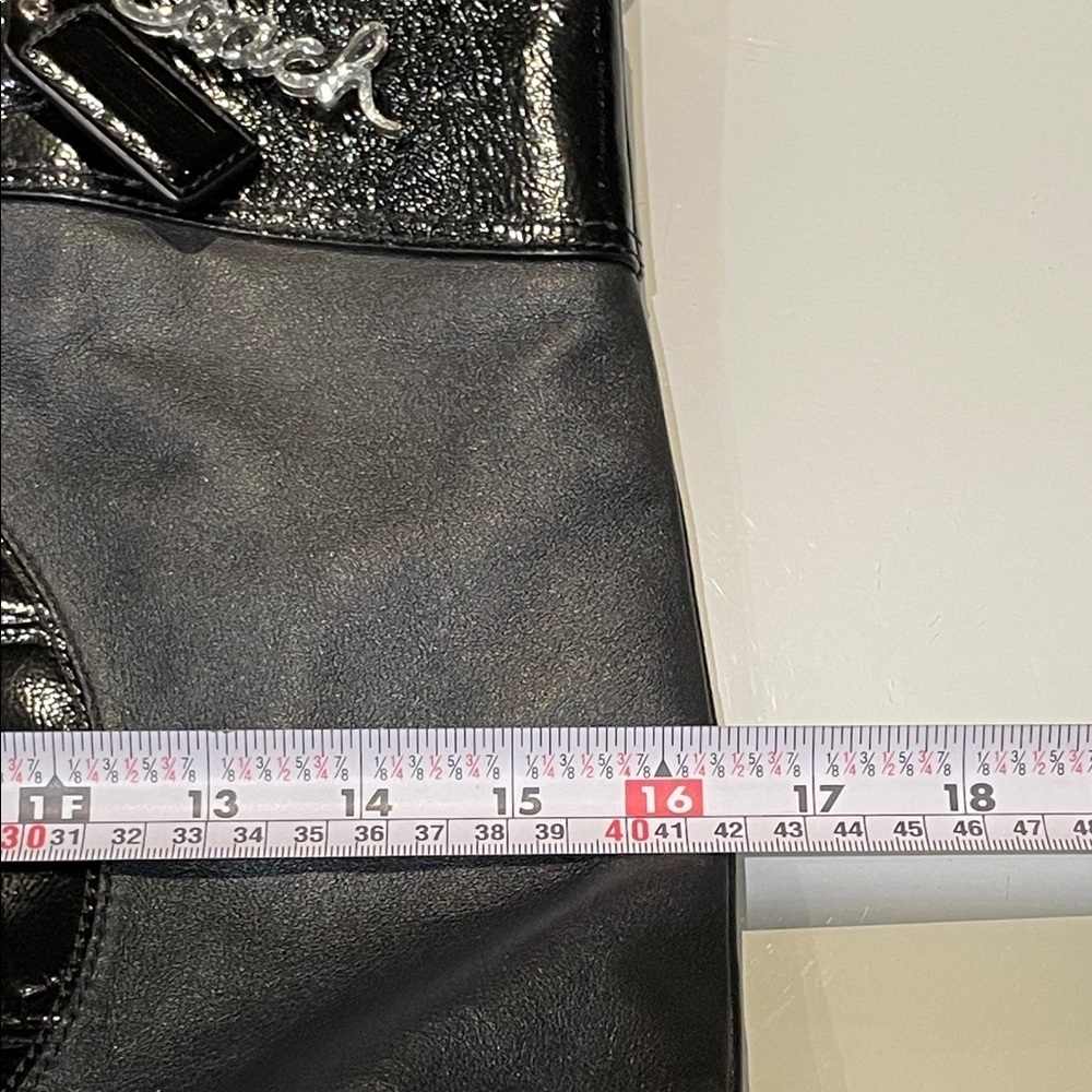 Authentic COACH Laura Circle Signature Black Leather Bag / Purse / Tote - LARGE - Picture 13 of 16